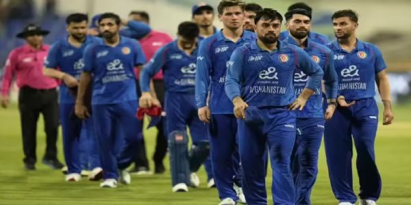 (अपडेट) पाकिस्तानी सेना ने तीन अफगान खिलाड़ी मारे, क्रिकेट टीम त्रिकोणीय शृंखला खेलने नहीं जाएगी