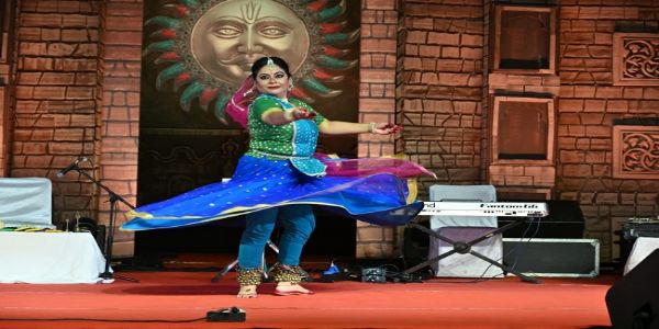 पन्द्रह दिवसीय कला और सांस्कृतिक महोत्सव विरासत का रंगारंग समापन