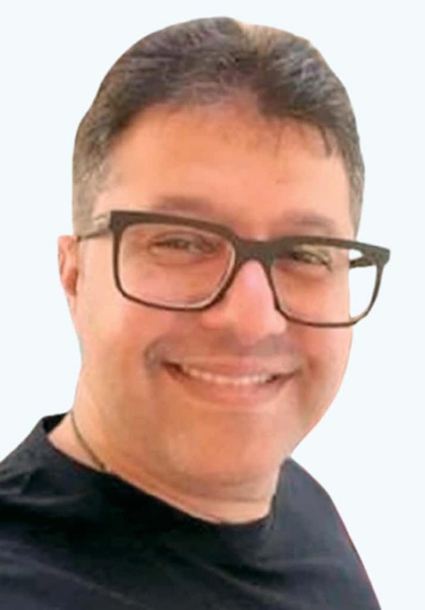 डॉ उमर मुस्तफा हसन