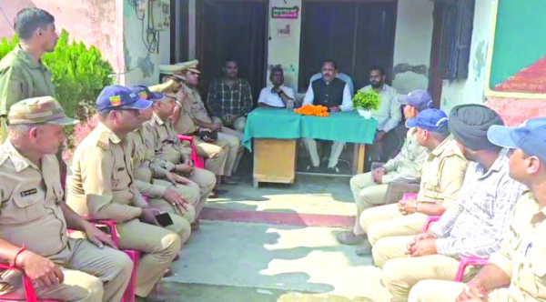 निरीक्षण के दौरान