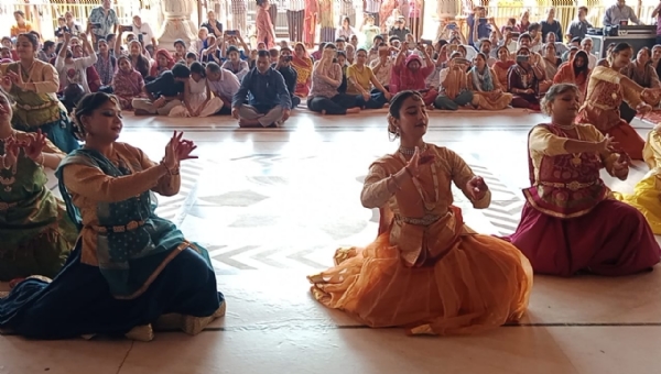 जयपुर स्थापना दिवस समारोह की शुरुआत