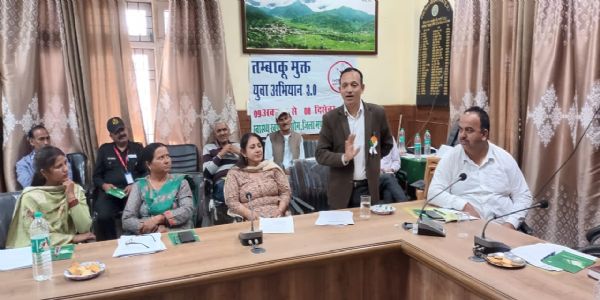 बिना लाइसेंस तंबाकू बेचने पर एक साल की जेल और 50 हजार