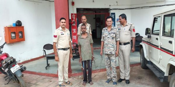 बलरामपुर : इलाज की बात पर भड़का पति, फावड़े से पत्नी की बेरहमी से हत्या, आरोपित जेल दाख‍िल