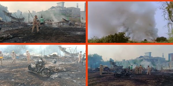 पटाखा मण्डी में लगी आग, 70 दुकानें जलकर राख