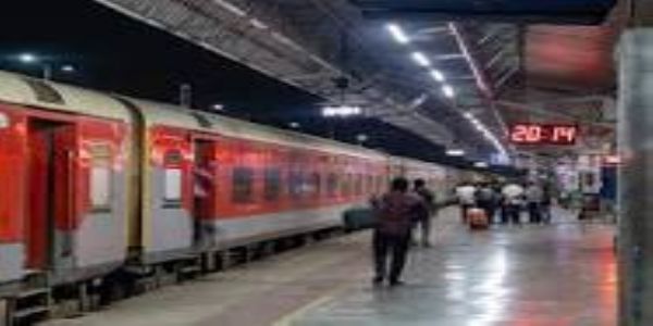 21 को एक पारी में ही खुलेंगे रेलवे आरक्षण कार्यालय