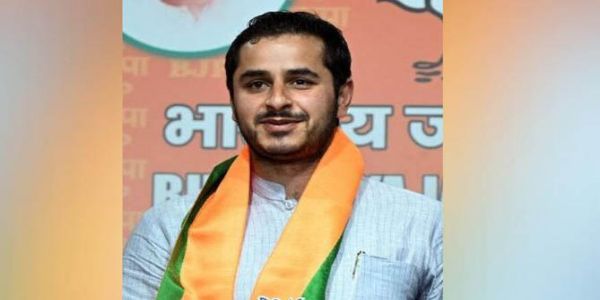 कश्मीरी पंडितों की दुर्दशा की अनदेखी, राजनीतिक लाभ के लिए इस्तेमाल जम्मू-कश्मीर भाजपा नेता ने पार्टी की आलोचना की
