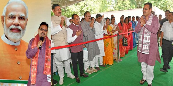 वोकल फॉर लोकल को अपनाते हुए स्थानीय उत्पादों की करें खरीद : मुख्यमंत्री भजनलाल शर्मा