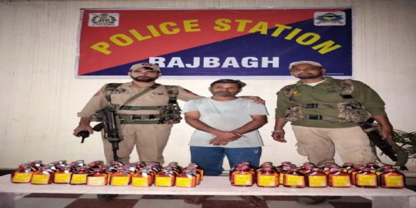 शराब के अवैध व्यापार/परिवहन में शामिल लोगों को बख्शा नहीं जाएगा- आईपीएस मोहिता शर्मा