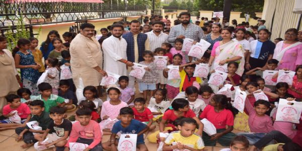 समाज के वंचित वर्ग संग खुशियां बांटना ही सच्चे अर्थों में दीपोत्सव का उद्देश्य : सचिन