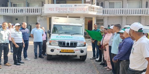 गांधी जयंती पर पालमपुर में स्वच्छता अभियान