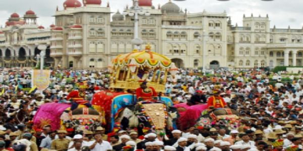 विश्व प्रसिद्ध मैसूर दशहरा की मुख्य आकर्षण जम्बू सवारी आज निकलेगी, तैयारियां पूरी