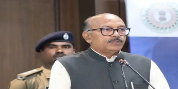 देश गांधी की राह पर चलकर ही हो सकता है और विकसित : स्पीकर