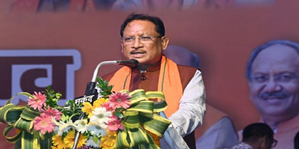 डब्लू आर एस कॉलोनी में रावण दहन: राज्यपाल रमेन डेका और मुख्यमंत्री विष्णु देव साय की उपस्थिति में उमड़ा उत्साह