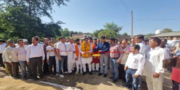 दीपावली पर जसरोटिया ने धान खरीद मंडी का उद्घाटन कर बरनोटी ब्लाॅक के लोगों दिया तोहफा, 35 से अधिक पंचायतों को होगा फायदा