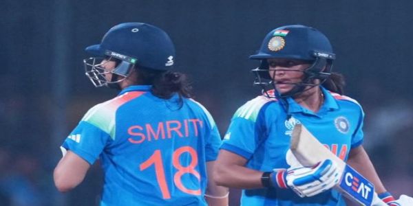 इंग्लैंड से मिली हार के बाद भारतीय कप्तान हरमनप्रीत कौर ने कहा- स्मृति का विकेट था टर्निंग पॉइंट