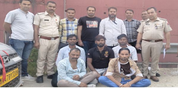 हत्या का षड्यंत्र रच डकैती की वारदात को अंजाम देने वाले गिरफ्तार