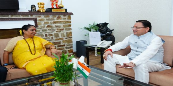 विधानसभा अध्यक्ष, मंत्री और विधायकों ने मुख्यमंत्री से भेंट कर दीपावली की दीं शुभकामनाएं
