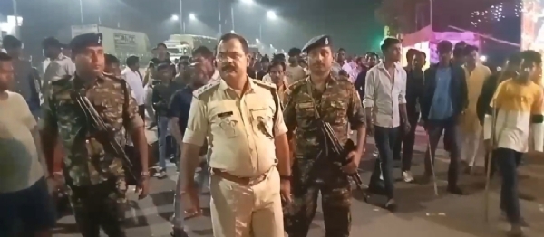मौके पर जांच करते डीएसपी शंकर कामती