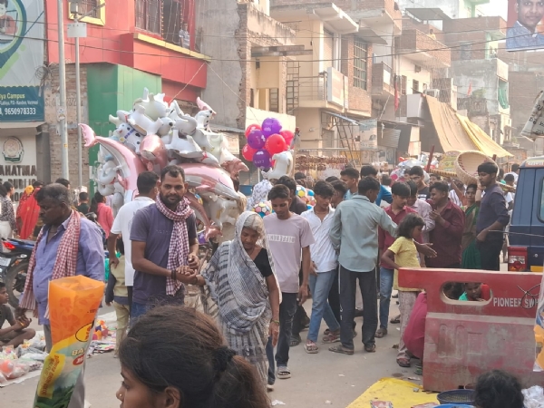 भेला मेले में उमड़ी भीड़