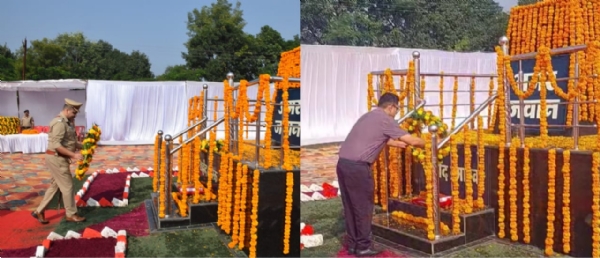 शहीद पुलिसकर्मीयों काे श्रद्धांजलि देते पुलिस अधीक्षक व कलेक्टर