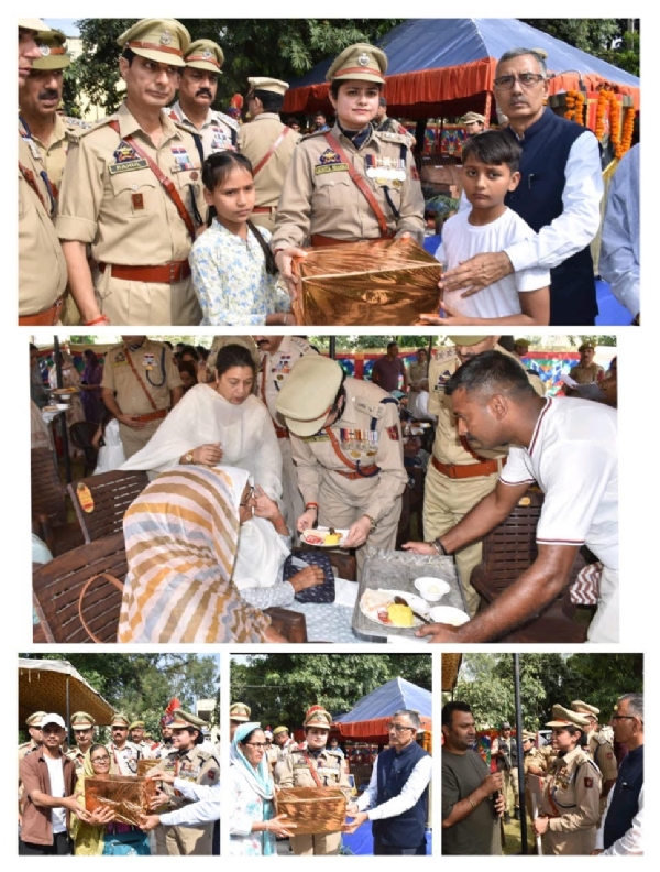 On National Police Memorial Day, the martyred soldiers were remembered by paying floral tributes