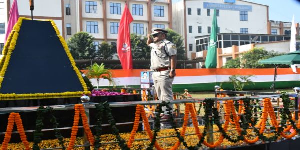 सीआरपीएफ ने पुलिस स्मृति दिवस मनाया