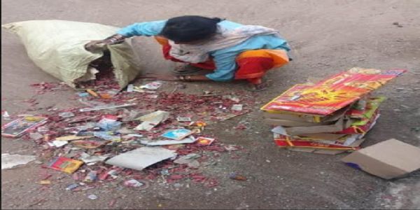 दीपावली पर्व पर भोपाल में सफाई मित्रों ने एकत्र किया 20 टन से अधिक कचरा