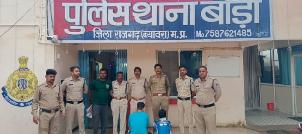 फरार इनामी व 9 साल से फरार स्थाई वारंटी पकड़ाए