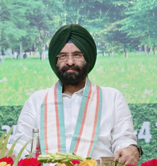 दिल्ली के पर्यावरण मंत्री मनजिंदर सिंह सिरसा (फाइल फोटो)