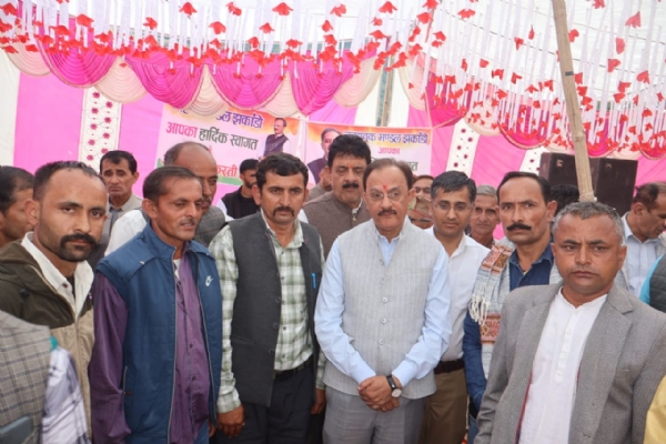 उद्योग मंत्री ने झकाण्डों में 52 लाख से नवनिर्मित पंचायत भवन की धरातल मंज़िल का किया लोकार्पण