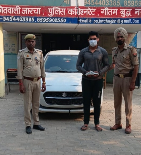 दोहरी हत्याकांड में शामिल एक बदमाश गिरफ्तार, नाली के पानी के निकास को लेकर हुई थी घटना