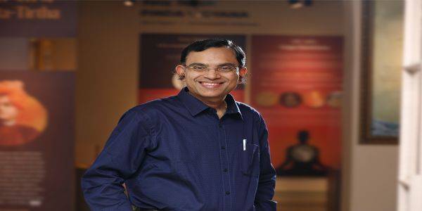 आईआईटी खड़गपुर के निदेशक सुमन चक्रवर्ती “डिस्टिंग्विश्ड एलुमनस अवॉर्ड-2025” से सम्मानित