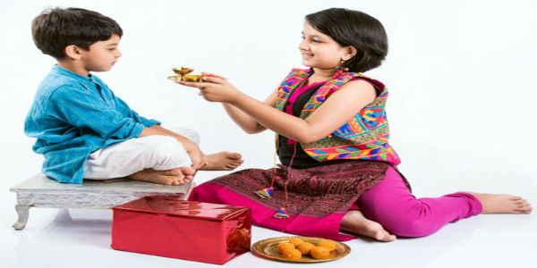 दुतिया त्यार, च्यूड़ा बग्वाल, यम द्वितीया के रूप में मनाया गया भाई-बहन के प्रेम का पर्व भाई दूज