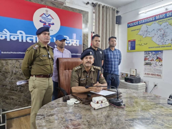 40 लाख से अधिक कीमत की पुलिस ने पकड़ी स्मैक,
