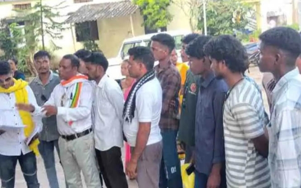 मजदूरों के परिजनों