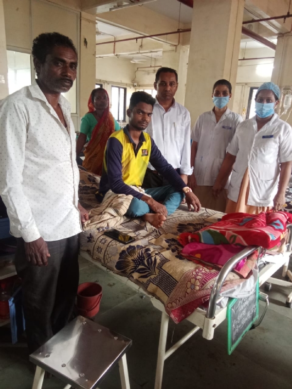 Young man s Life saved shahapur sub dis hos