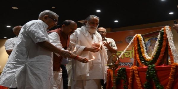 जीवन की हर समस्या का समाधान गीता में : स्वामी ज्ञानानंद