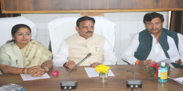 सतना में 150 बेड के नवीन हास्पिटल का निर्माण अक्टूबर 2026 तक पूरा करने के निर्देश