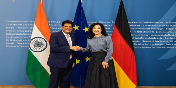 भारत और जर्मनी ने व्यापार व निवेश में सहयोग बढ़ाने के तरीकों पर चर्चा की