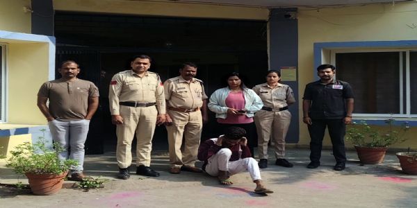 अपहरण और लूट के आरोपी को पुलिस ने किया गिरफ्तार