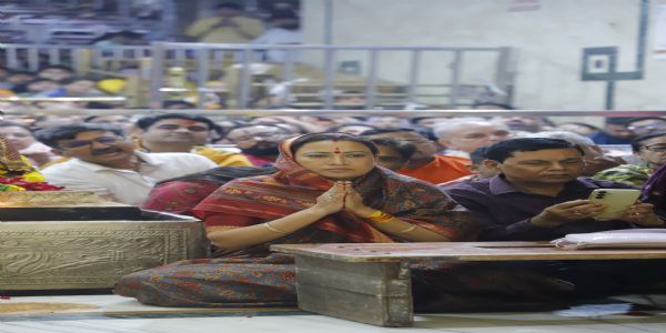 उज्जैनः उत्तराखंड की कैबिनेट मंत्री रेखा आर्य ने किये महाकाल दर्शन