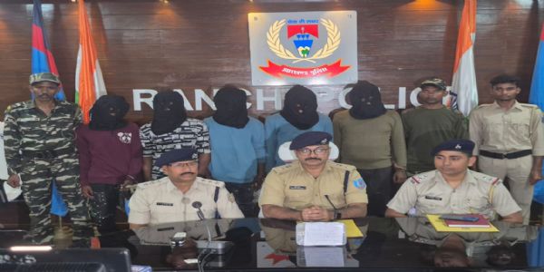चोरी का खुलासा, पांच आरोपित गिरफ्तार, सामान बरामद