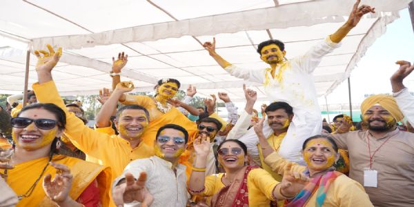 अंतरराष्ट्रीय सामूहिक विवाह सम्मेलन में 30 जोड़े परिणय सूत्र में बंधे