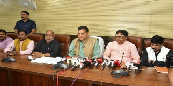 जनता को पीडीए अक्षरों में बांट कर जाति की राजनीति कर रहा विपक्ष : ए.के.शर्मा