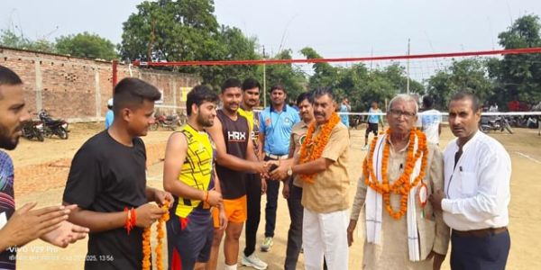 दर्जनों ख्यातिलब्ध टीमों के खिलाड़ियों ने अपने कौशल का किया प्रदर्शन