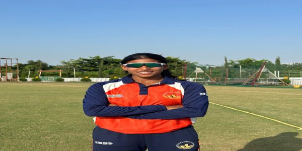 मुरादाबाद की पारूल सैनी चंडीगढ़ अंडर 19 महिला क्रिकेट टीम में चयनित
