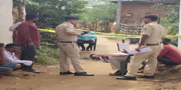 धमतरी : मड़ई घूमने गए युवक की चाकू मारकर हत्या, जांच में जुटी पुल‍िस