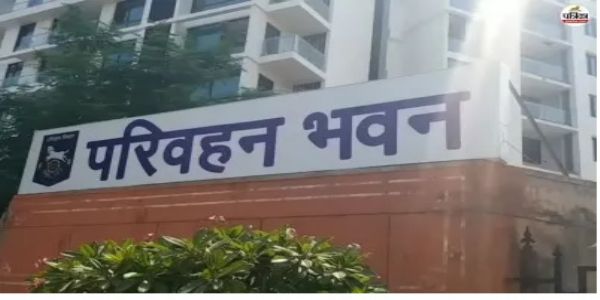 बस बॉडी कोड के उल्लंघन पर दो स्लीपर बसें जब्त
