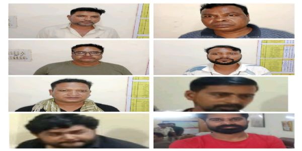 जांजगीर-चांपा में पटवारी संघ के प्रदेश कार्यकारी अध्यक्ष सहित छह पटवारी जुआ खेलते गिरफ्तार, 20 लाख का सामान जब्त
