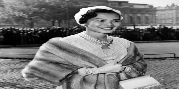 थाईलैंड की राजमाता थाईलैंड की राजमाता